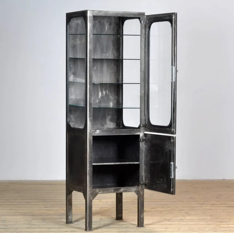 Cabinet médical vintage, années 1970