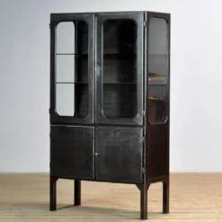 Cabinet médical vintage poli, années 1970