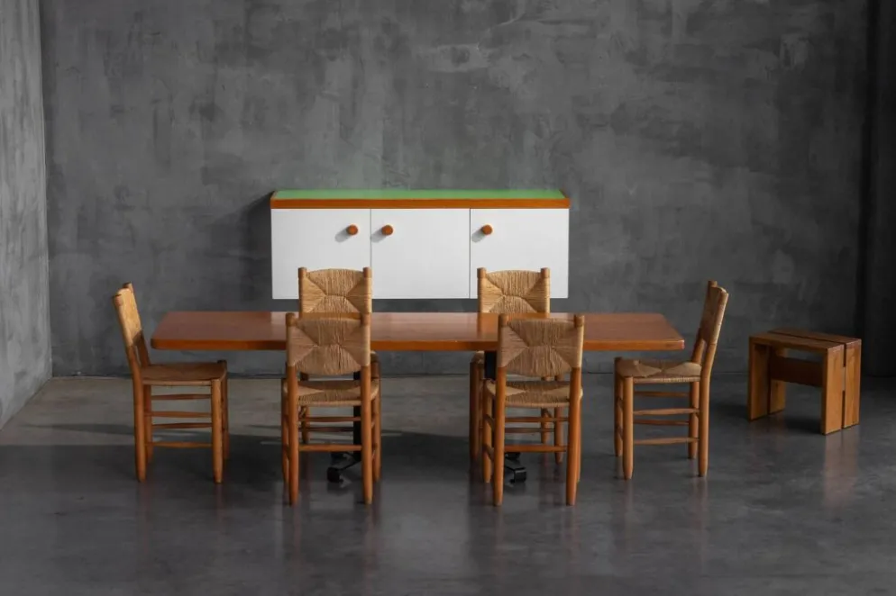 Cabinet mural par Charlotte Perriand pour Les Arcs, France, années 1970.