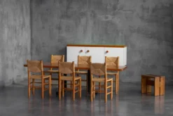 Cabinet mural par Charlotte Perriand pour Les Arcs, France, années 1970.