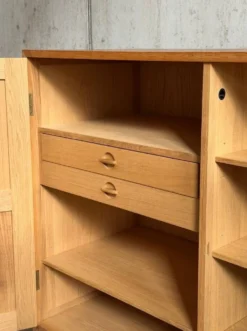 Cabinet par Kurt Østervig pour Vamo Møbelfabrik