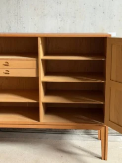 Cabinet par Kurt Østervig pour Vamo Møbelfabrik