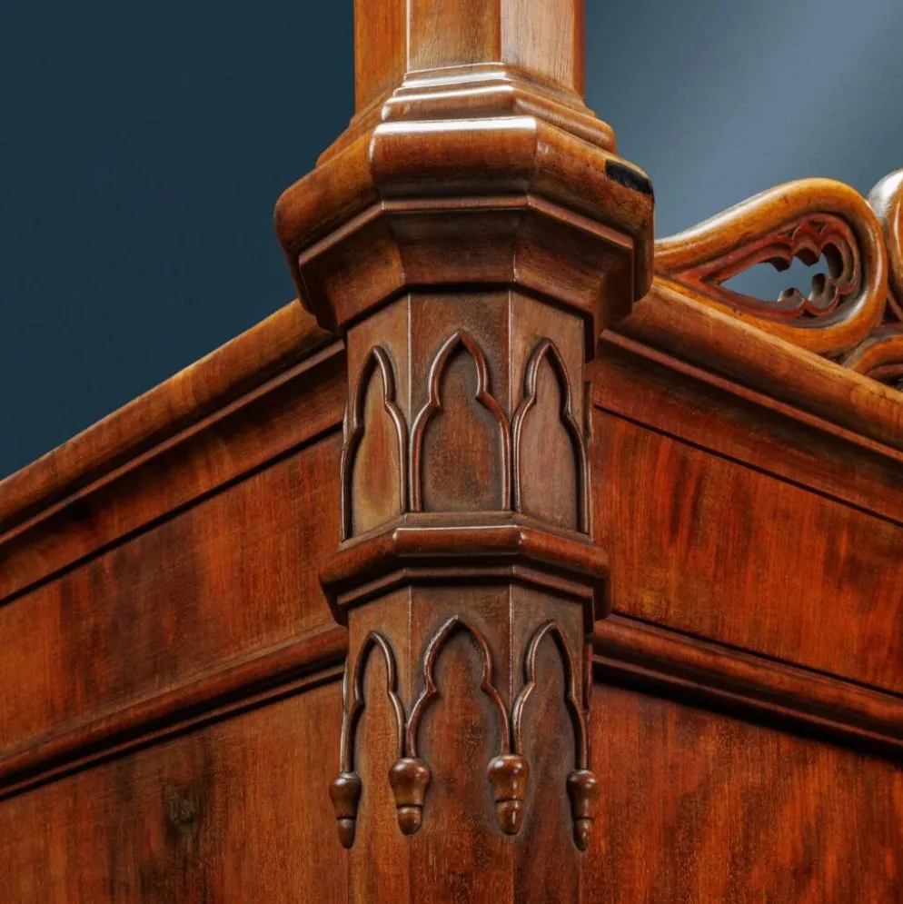 Cabinet piémontais ancien en bois, Italie, XIXe siècle