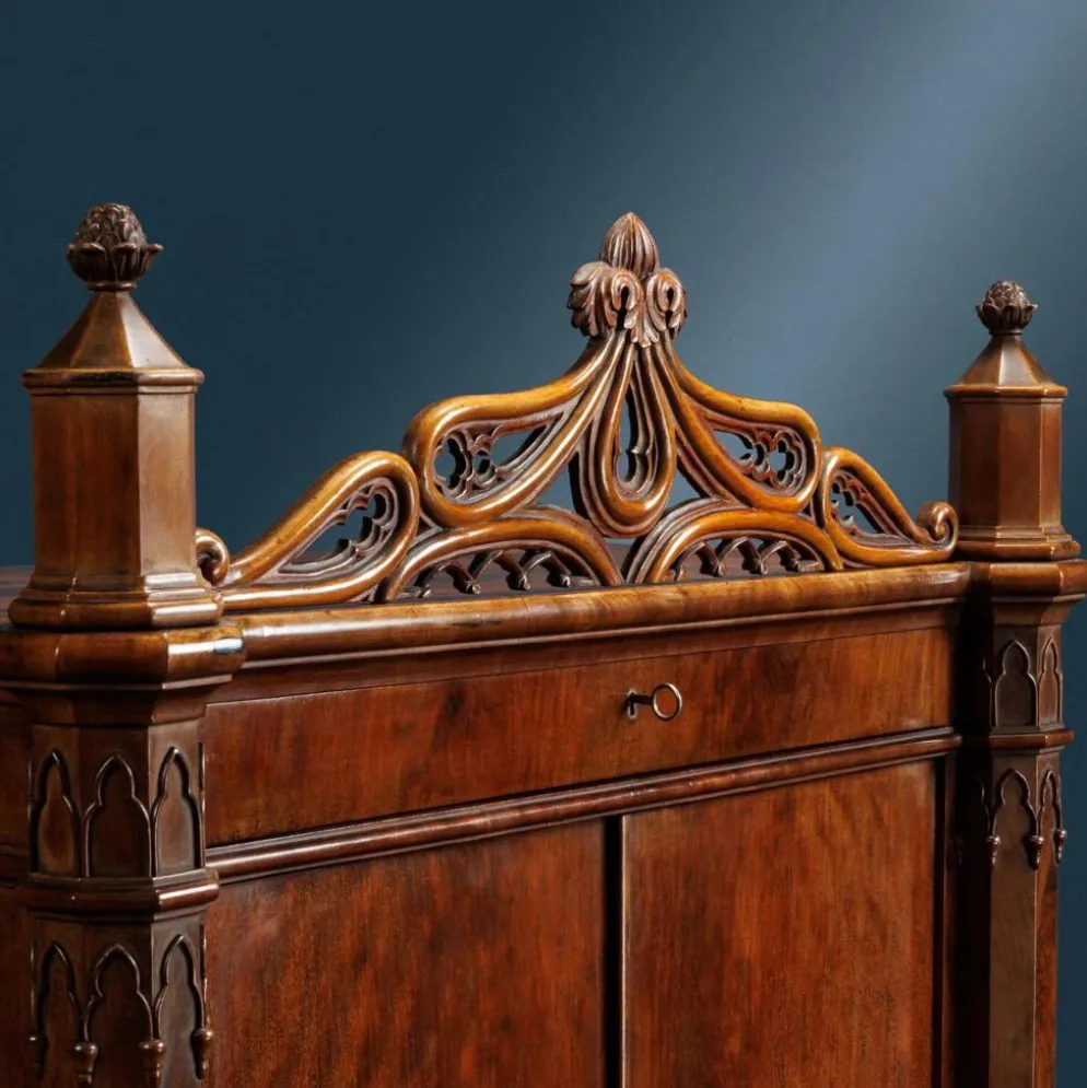Cabinet piémontais ancien en bois, Italie, XIXe siècle