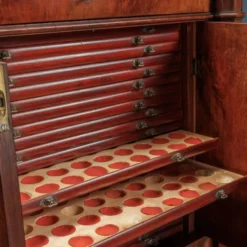 Cabinet piémontais ancien en bois, Italie, XIXe siècle