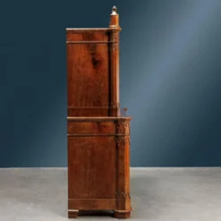 Cabinet piémontais ancien en bois, Italie, XIXe siècle