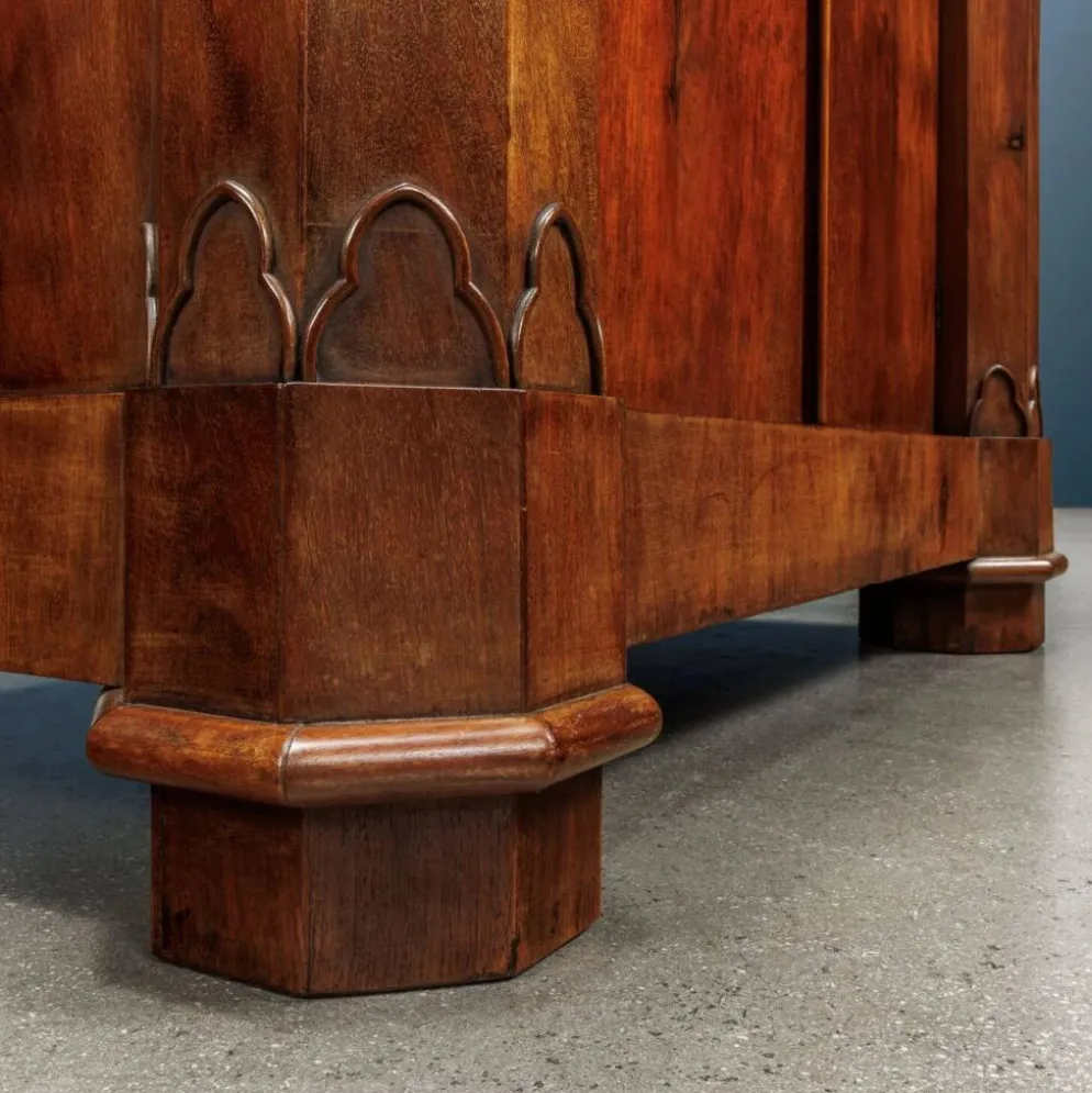 Cabinet piémontais ancien en bois, Italie, XIXe siècle