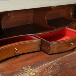 Cabinet, secrétaire à abattant ancien, style néoclassique en noyer, XXe siècle