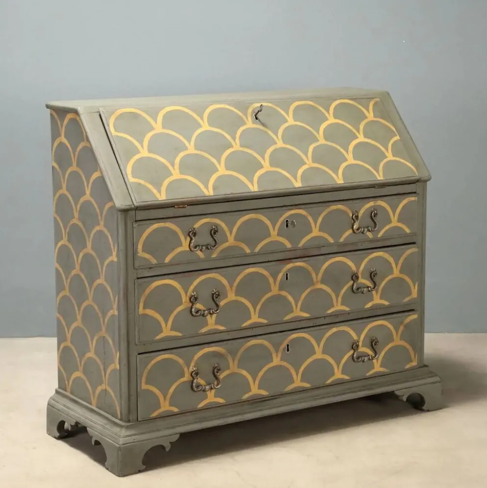 Cabinet, secrétaire à abattant ancien, style néoclassique en noyer, XXe siècle
