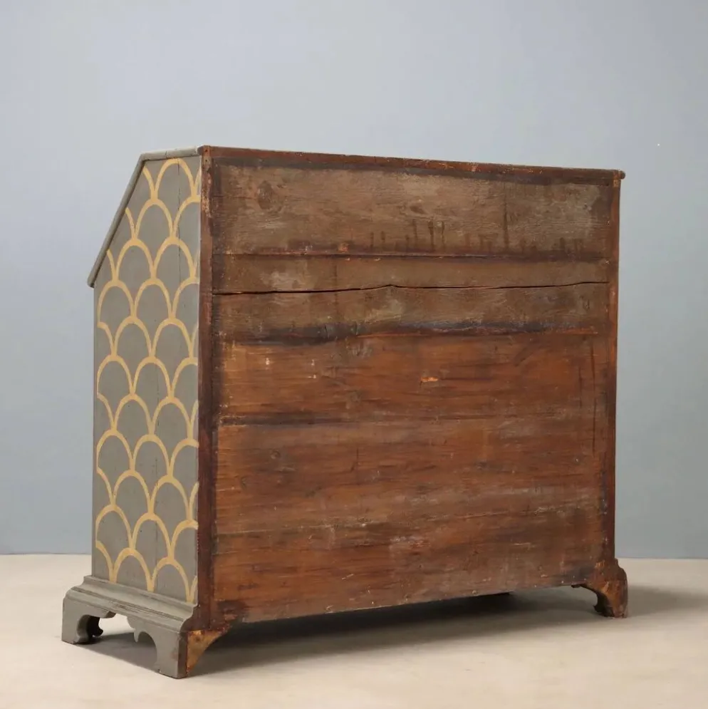 Cabinet, secrétaire à abattant ancien, style néoclassique en noyer, XXe siècle