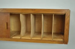 Cabinet suspendu vintage du milieu du siècle avec portes coulissantes, années 1960