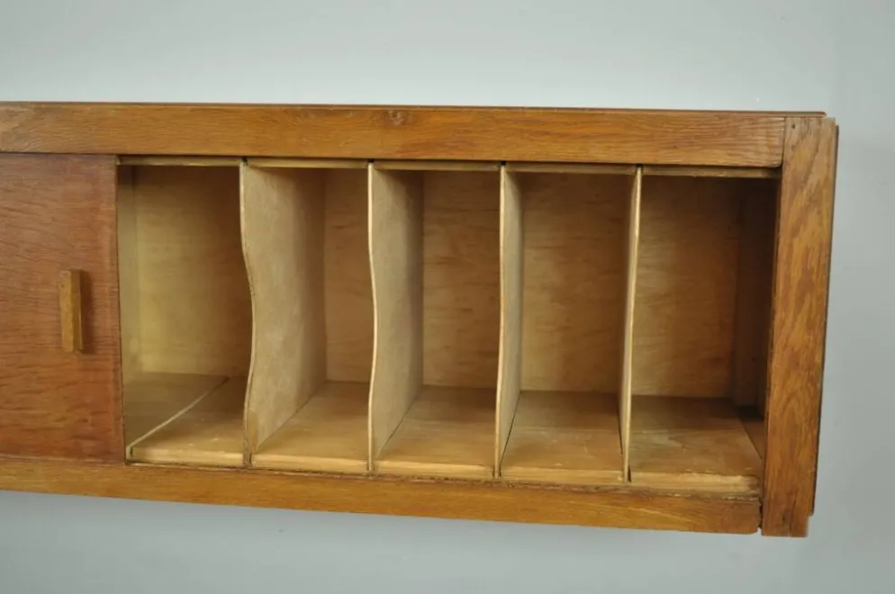 Cabinet suspendu vintage du milieu du siècle avec portes coulissantes, années 1960