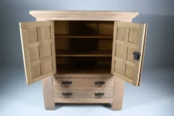 Cabinet vintage en chêne blanchi