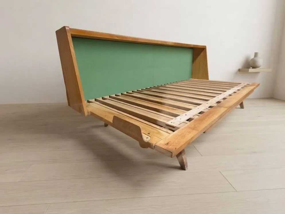 Cadre de lit escamotable en bois des années 50, lit de jour extensible, Tchécoslovaquie, 190 × 151 × 77 cm