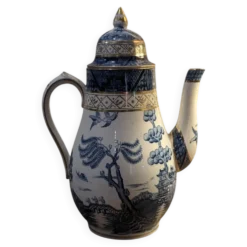 Cafetière ancienne en faience fine anglaise