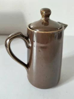 Cafetière ancienne en porcelaine brune – C.P. & Cie, Mehun (fin 19ème)