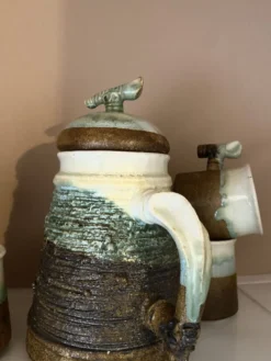 Cafetière céramique vernissée et scarifiée, années 80