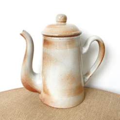 Cafetière en grès émaillé