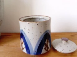 Cafetière et sucrier vintage