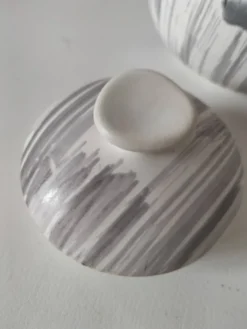 Cafetière Niderviller décor Chatons – faïence expressive années 50