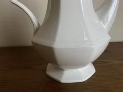 Cafetière néo classique octogonale perles Johnson Brothers 1960