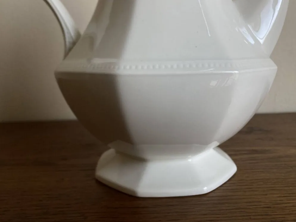 Cafetière néo classique octogonale perles Johnson Brothers 1960