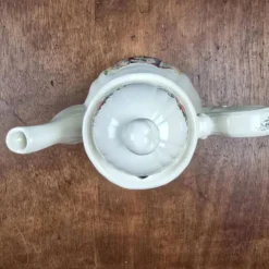 Cafetière Sarreguemines Obernai Henri Loux au long bec – Décor alsacien