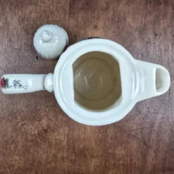 Cafetière Sarreguemines Obernai Henri Loux au bec court – Danse alsacienne