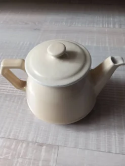Cafetière/ théière ancienne Rio