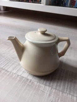 Cafetière/ théière ancienne Rio