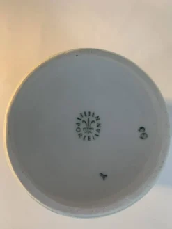 Cafetière/théière et pot à lait modèle Daisy Lilien Porzellan