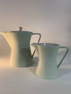 Cafetière/théière et pot à lait modèle Daisy Lilien Porzellan