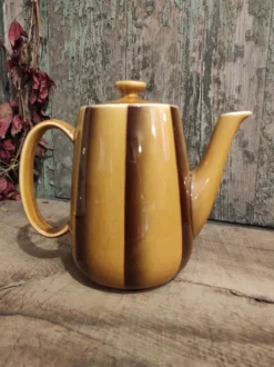 Cafetière vintage, art déco