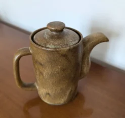 Cafetière vintage en grès