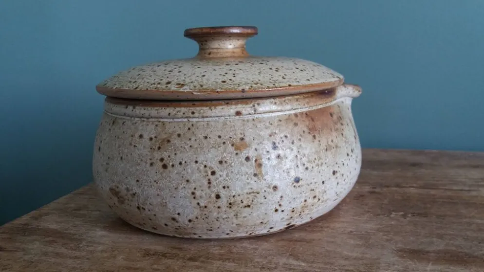 Caquelon couvert soupière en grès de Puisaye signé Jean-Pierre Prud’homme