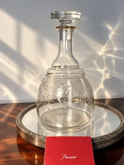 Carafe Baccarat signée