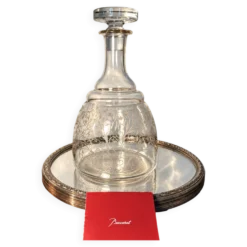 Carafe Baccarat signée