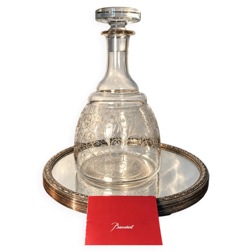 Carafe Baccarat signée