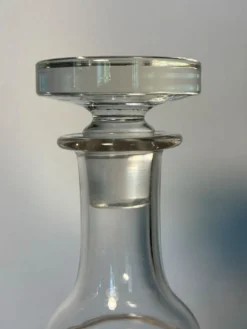 Carafe Baccarat signée