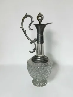 Carafe à décanter vintage en verre ciselé et métal argenté, bouchon dé