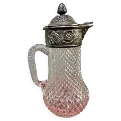 Carafe en cristal de Baccarat, monture en argent signée Froment Meurice