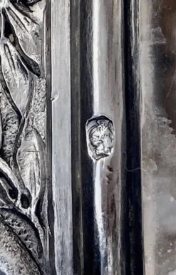Carafe en cristal de Baccarat, monture en argent signée Froment Meurice