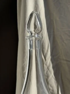Carafe en verre avec bouchon D11 H35,5