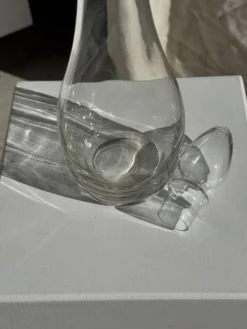 Carafe en verre avec bouchon D11 H35,5