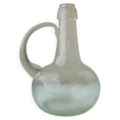 Carafe en verre bullé