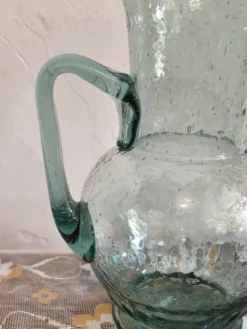 Carafe en verre bullé style Biot