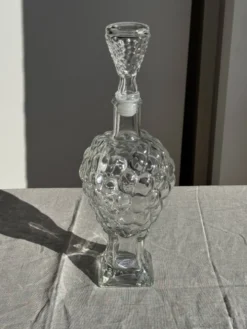 Carafe en verre moulé en forme de raisin H29 D10