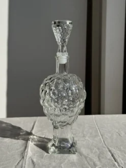 Carafe en verre moulé en forme de raisin H29 D10