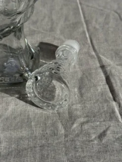 Carafe en verre moulé en forme de raisin H29 D10