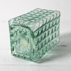 Carafe en verre vert de Géorgie avec bouchon en liège / Espagne / années 1990